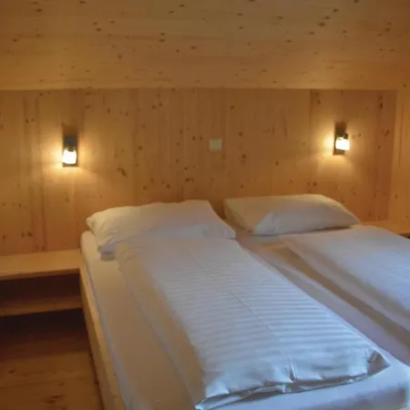 Four-bedroom Holiday In St. Georgen A.kreischb. *